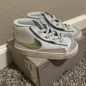 Nike high top sneakers